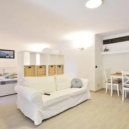 Holiday home Loft Pina *