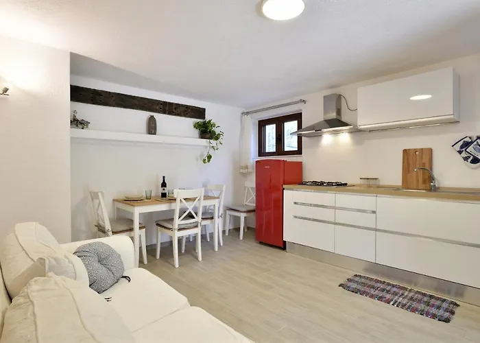 Nyaraló Loft Pina *